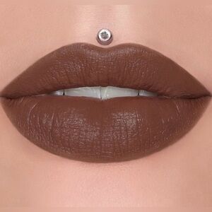 Jeffree Star Velvet Trap Lipstick Dominatrix NIB